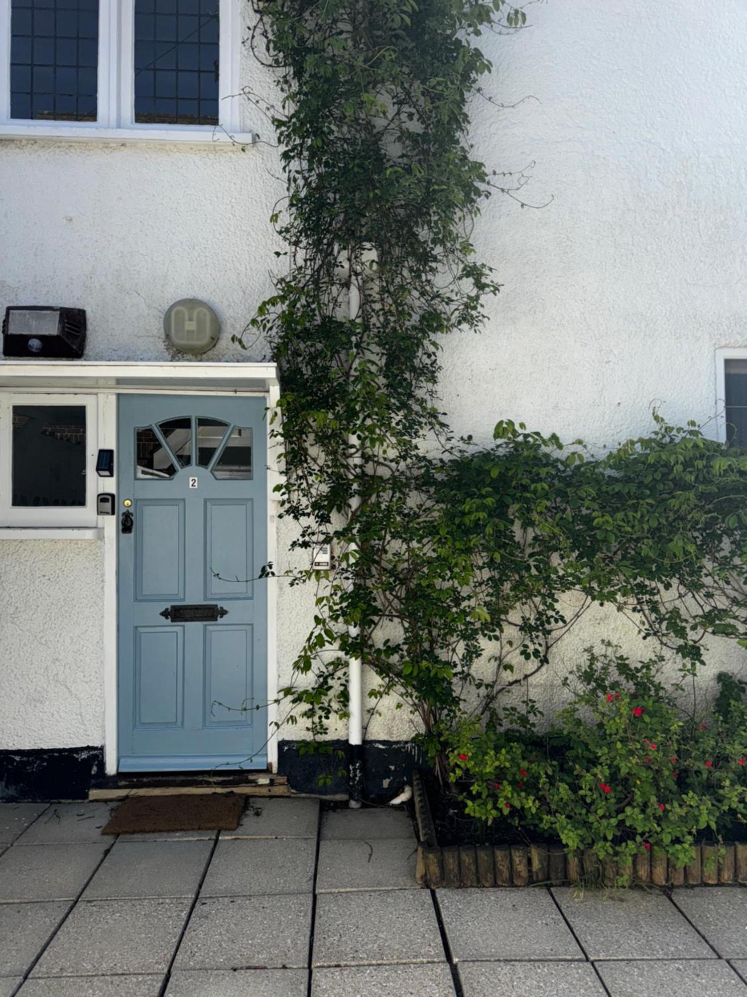 Apartment In Canford Cliffs Close To Sandbanks Beach Poole Buitenkant foto