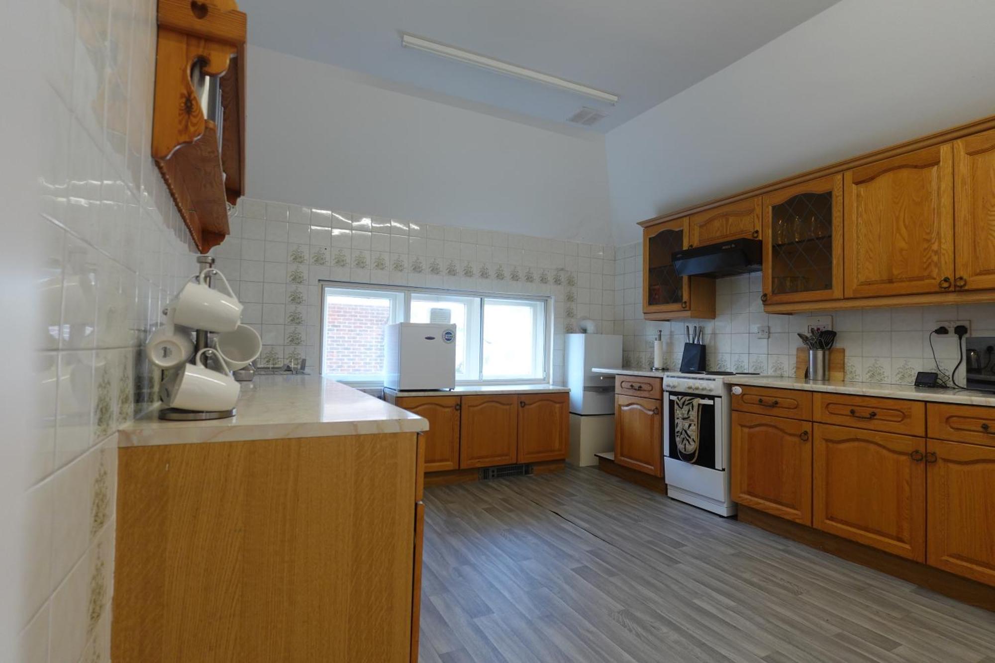 Apartment In Canford Cliffs Close To Sandbanks Beach Poole Buitenkant foto